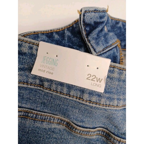 Maurices womens blue denim jeggings distressed mid rise 22W NWT - Picture 4 of 7